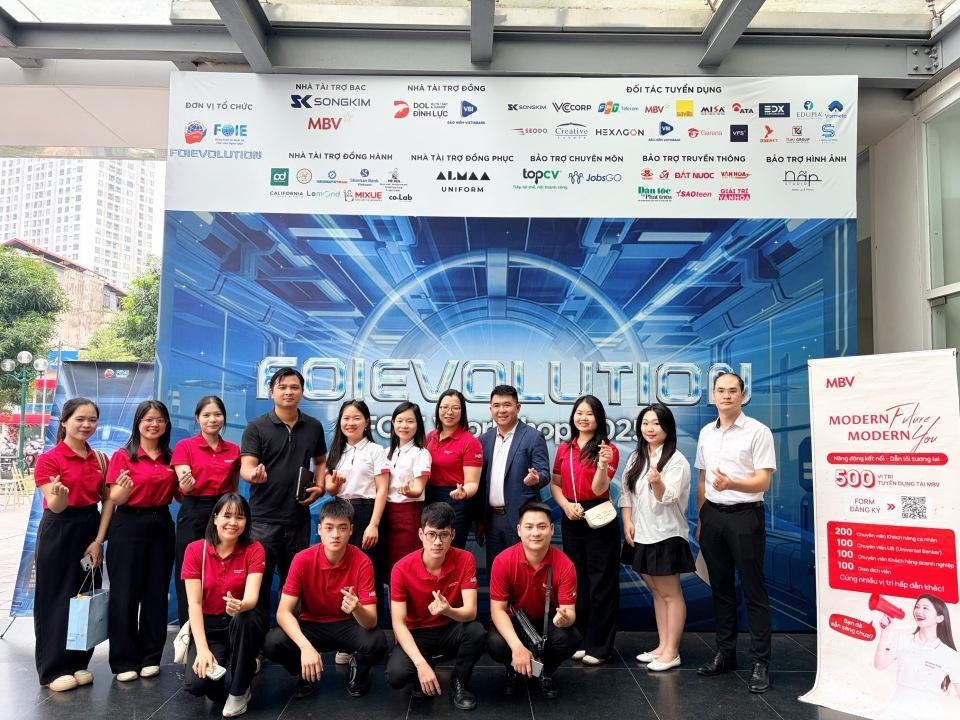 MBV đồng hành cùng Sinh viên Học viện Ngoại giao